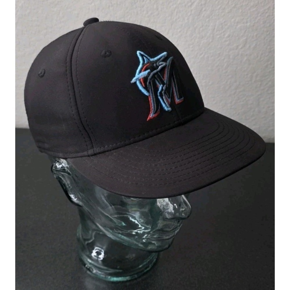 Florida Marlins Strapback Hat Black OSFM Embroidered Logo OC Sports MLB